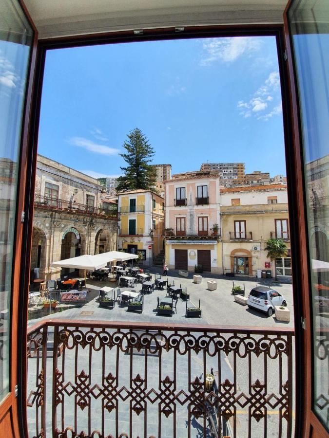 La Meridiana - Centro Storico Di Pizzo Bed & Breakfast Exterior photo